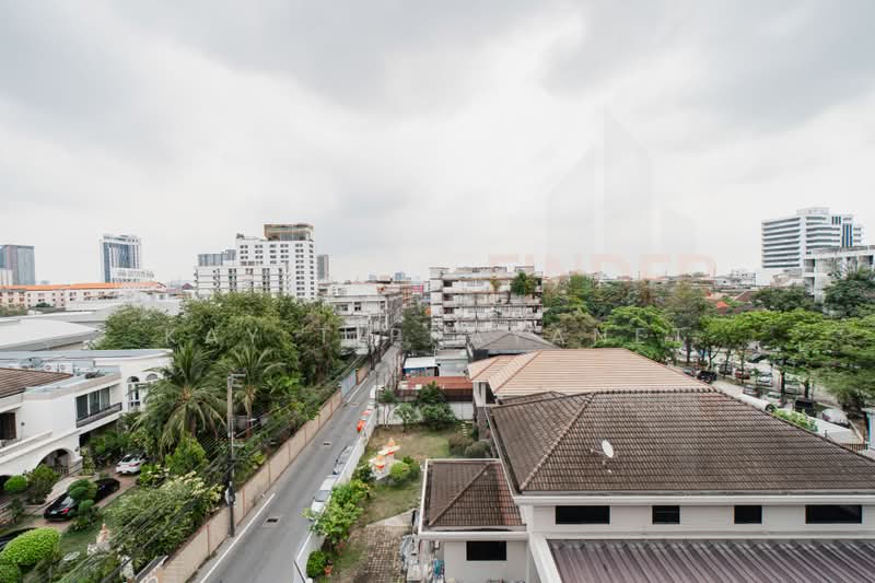 The Park Lane 22, Bangkok, 42 Soi Pridi Banomyong 45, Khlong Tan Nua, Watthana, Bangkok, 3 Bedrooms, 350 sqm, Townhouse For Rent, by Kay Tippayanet, 500447783 - DDproperty.com