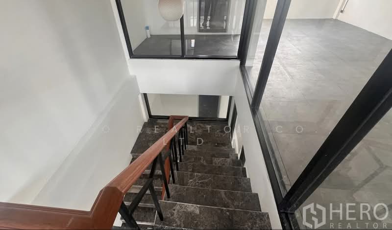 For Rent Home Office 420 sq.m. BTS Bang Chak, Phra Khanong, Bangkok HRE01146, Bangkok, สุขุมวิท, Bang Chak, Phra Khanong, Bangkok, , 420 sqm, Office Space For Rent, by Hero Realtor Co., Ltd., 500447788 - DDproperty.com