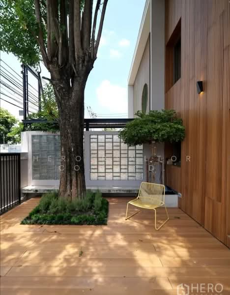 For Rent 3 Bedroom Semi-Detached House near BTS Phra Khanong, Watthana Bangkok HRE01139, Bangkok, Phra Kanong Nua, Watthana, Bangkok, 3 Bedrooms, 170 sqm, Semi-Detached House (Twin House) For Rent, by Hero Realtor Co., Ltd., 500447793 - DDproperty.com