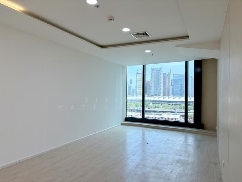 Office with free AC 8:00-22:00, 350m from MRT Rama 9, Bangkok, Huai Khwang, Bangkok, , 226 sqm, Office Space For Rent, by Sirikul Wattanakorn, 500447833 - DDproperty.com