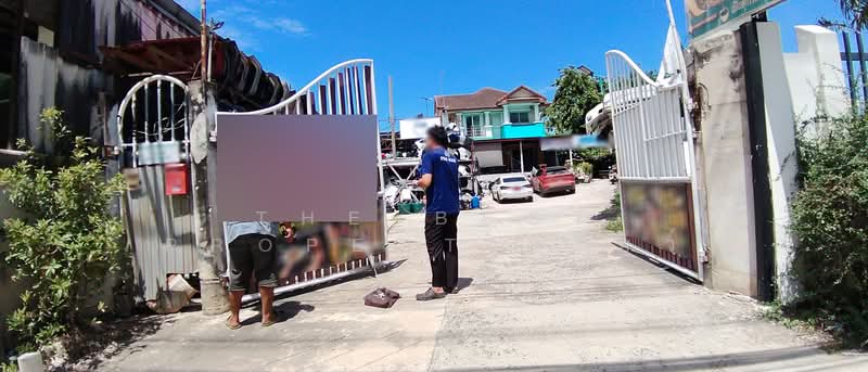 บ้านเดี่ยวพร้อมกิจการบางปะกง ฉะเชิงเทรา, Chachoengsao, Bang Pakong, Chachoengsao, 4 Bedrooms, 300 sqm, Single Detached House For Sale, by The Best Property โบว์, 500447839 - DDproperty.com