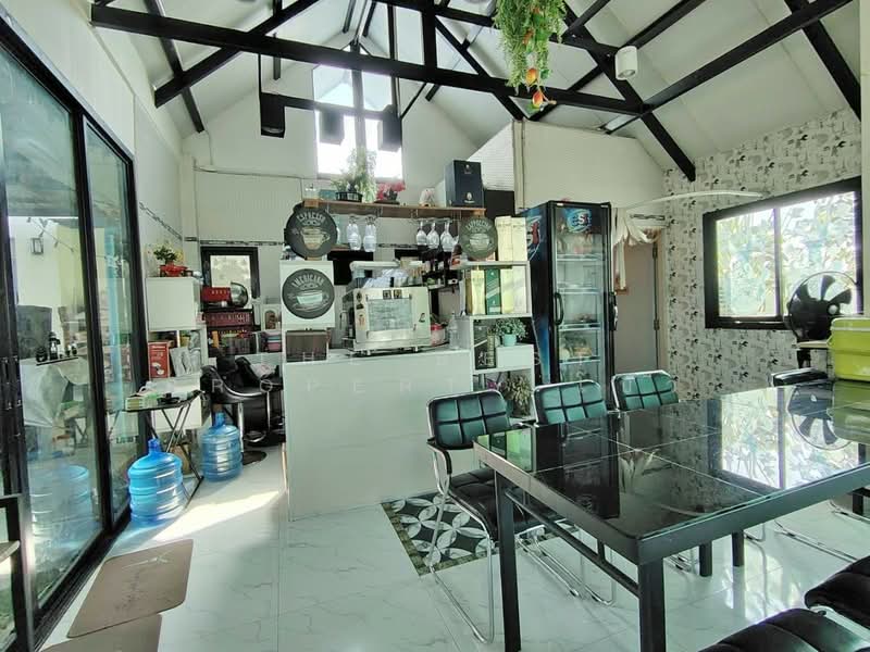 บ้านเดี่ยวพร้อมกิจการบางปะกง ฉะเชิงเทรา, ฉะเชิงเทรา, บางปะกง, ฉะเชิงเทรา, 300 ตร.ม., บ้านเดี่ยว ขาย, โดย The Best Property โบว์, 500447839 - DDproperty.com