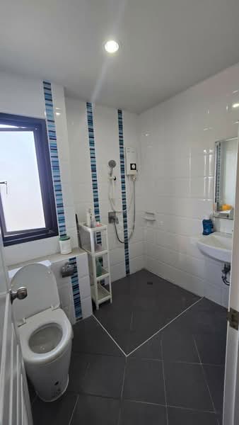 หมู่บ้านธนาสิริเฮ้าส์ ชลบุรี, Chon Buri (Pattaya), Ban Bung, Chon Buri (Pattaya), 4 Bedrooms, 188 sqm, Single Detached House For Sale, by The Best Property   ส้ม, 500447840 - DDproperty.com