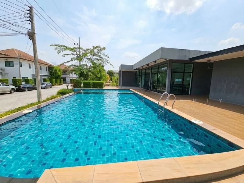 หมู่บ้านธนาสิริเฮ้าส์ ชลบุรี, Chon Buri (Pattaya), Ban Bung, Chon Buri (Pattaya), 4 Bedrooms, 188 sqm, Single Detached House For Sale, by The Best Property ส้ม , 500447840 - DDproperty.com