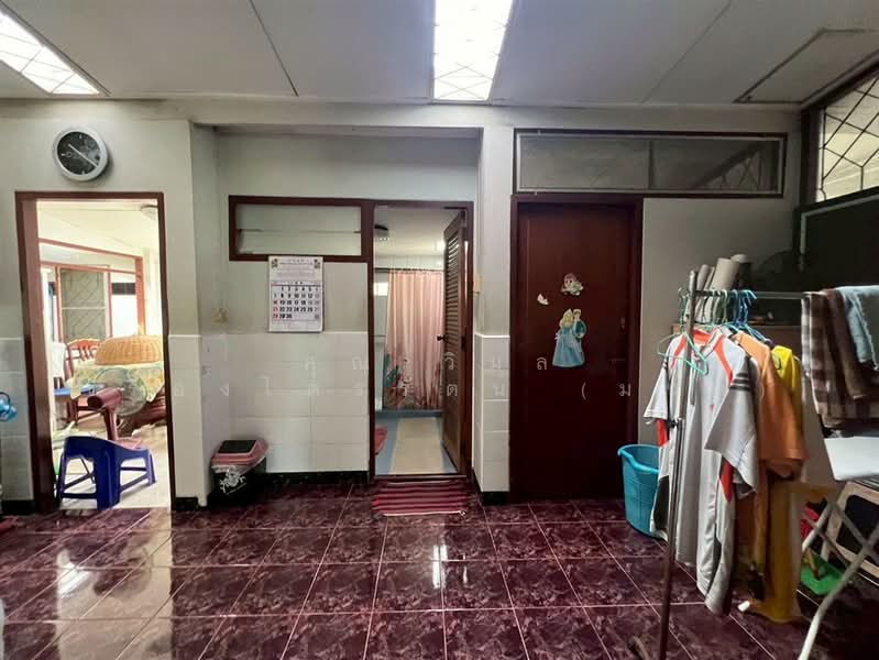 บ้านเดี่ยว 2 ชั้น 101 ตร.ว. บ้านเดี่ยว ใกล้ MRT ลาดพร้าว71 เซ็นทรัลอีสต์วิลล์ ซอยสังคมสงเคราะห์16, Bangkok, ถนนลาดพร้าว, Lat Phrao, Bangkok, 4 Bedrooms, 400 sqm, Single Detached House For Sale, by คุณ วิมล เรืองไตรรัตน์ (มนต์), 500447859 - DDproperty.com