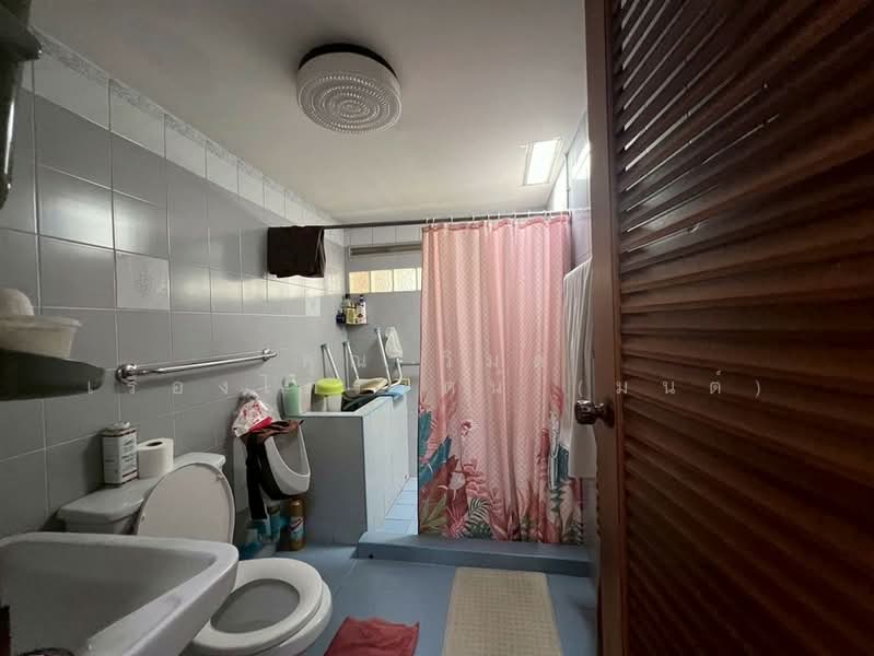 บ้านเดี่ยว 2 ชั้น 101 ตร.ว. บ้านเดี่ยว ใกล้ MRT ลาดพร้าว71 เซ็นทรัลอีสต์วิลล์ ซอยสังคมสงเคราะห์16, Bangkok, ถนนลาดพร้าว, Lat Phrao, Bangkok, 4 Bedrooms, 400 sqm, Single Detached House For Sale, by คุณ วิมล เรืองไตรรัตน์ (มนต์), 500447859 - DDproperty.com