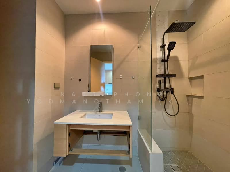 Villa Ratchatewi, Bangkok, 83 Phayathai Road, Thanon Phaya Thai, Ratchathewi, Bangkok, 1 Bedroom, 40 sqm, Condo For Rent, by NATTAPHONG Yodmanotham (K. Book), 500447880 - DDproperty.com