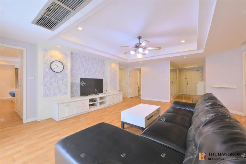 Royal Castle Sukhumvit, Bangkok, 30 Soi Sukhumvit 39, Khlongtoei Nua, Watthana, Bangkok, 3 Bedrooms, 160 sqm, Condo For Rent, by Nicha Peerakittikul, 500447892 - DDproperty.com