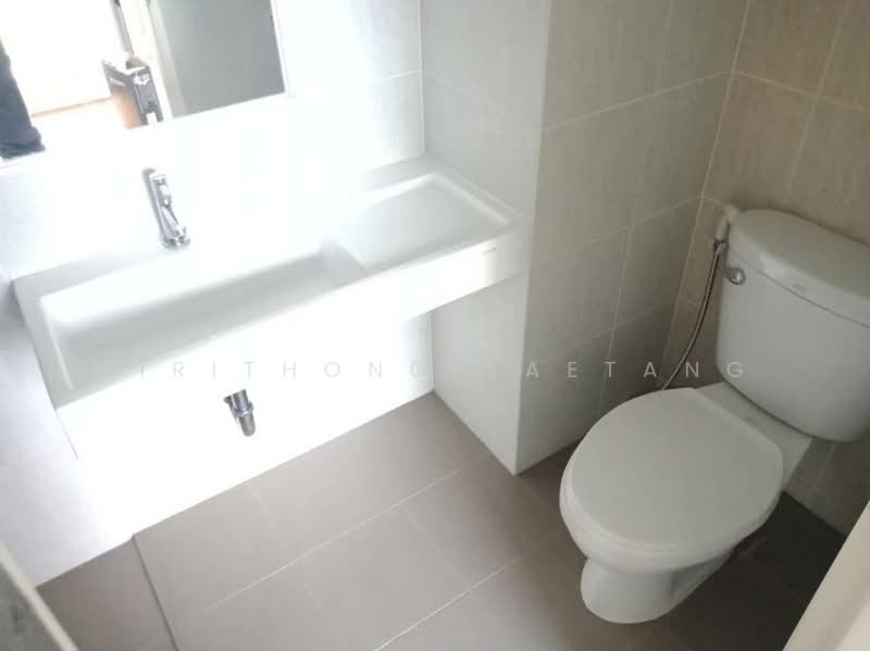 Lumpini Ville Ratchaphruek-Bangwaek, Bangkok, Soi Bang Waek 76, Bang Waek Road, Bang Waek, Phasi Charoen, Bangkok, 1 Bedroom, 23 sqm, Condo For Sale, by Sirithong Saetang, 500447904 - DDproperty.com