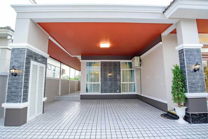 Baan Benjawan Nong Pla Lai, Chon Buri (Pattaya), Nong Pla Lai, Bang Lamung (Pattaya), Chon Buri (Pattaya), 3 Bedrooms, 125 sqm, Townhouse For Rent, by Praveen Peter, 500447922 - DDproperty.com