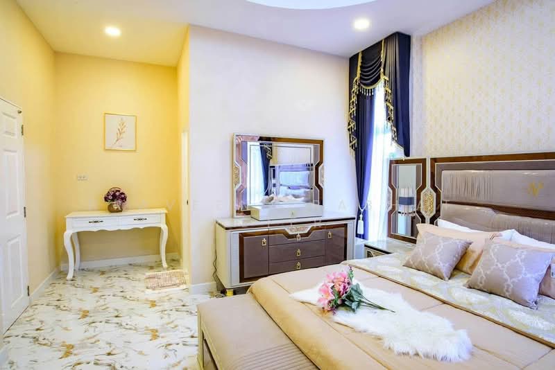 Baan Benjawan Nong Pla Lai, Chon Buri (Pattaya), Nong Pla Lai, Bang Lamung (Pattaya), Chon Buri (Pattaya), 3 Bedrooms, 125 sqm, Townhouse For Rent, by Praveen Peter, 500447922 - DDproperty.com