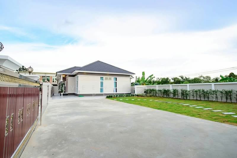 Baan Benjawan Nong Pla Lai, Chon Buri (Pattaya), Nong Pla Lai, Bang Lamung (Pattaya), Chon Buri (Pattaya), 3 Bedrooms, 125 sqm, Townhouse For Rent, by Praveen Peter, 500447922 - DDproperty.com