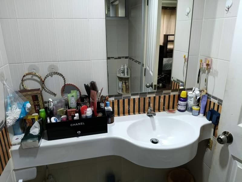 Lumpini Ville Ramkhamhaeng 26, Bangkok, Soi Ramkamhang 26, Huamark Road, Hua Mak, Bang Kapi, Bangkok, 1 Bedroom, 28 sqm, Condo For Sale, by คุณศร, 500447927 - DDproperty.com