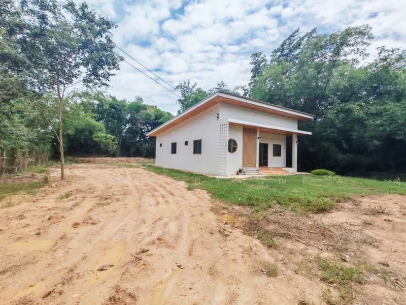 ที่ดินพร้อมสิ่งปลูกสร้างพนมสารคาม ฉะเชิงเทรา, Chachoengsao, Ko Khanun, Phanom Sarakham, Chachoengsao, , 800 sqm, Land For Sale, by The Best Property ณท, 500447944 - DDproperty.com