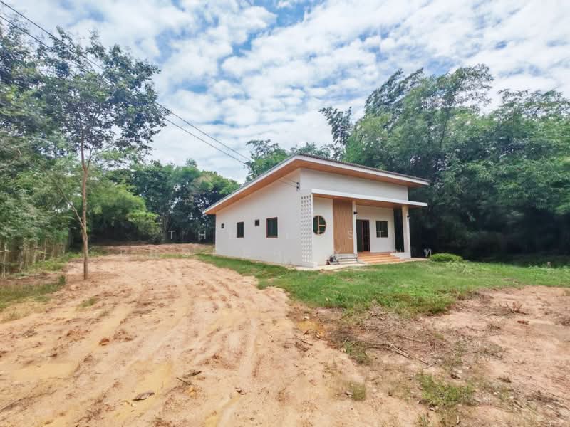 ที่ดินพร้อมสิ่งปลูกสร้างพนมสารคาม ฉะเชิงเทรา, Chachoengsao, Ko Khanun, Phanom Sarakham, Chachoengsao, , 800 sqm, Land For Sale, by The Best Property ณท, 500447944 - DDproperty.com