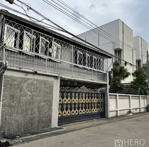 For Rent Home Office 800 sqm in Suan Luang Bangkok HRE01140, Bangkok, Suan Luang, Bangkok, , 800 sqm, Shophouse For Rent, by Hero Realtor Co., Ltd., 500447958 - DDproperty.com