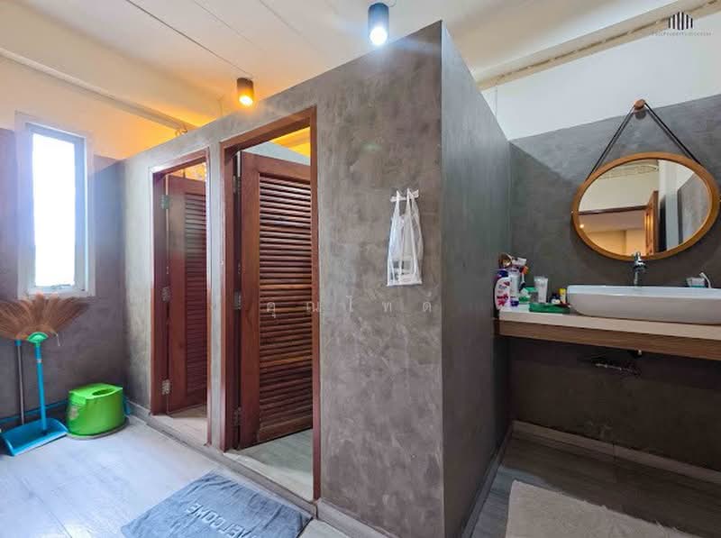 One Property. 4.5-Storey Commercial Building, 2 Connected Units, 32.3 sq.wah, Roadfront Location, Bangkok, Bang Wa, Phasi Charoen, Bangkok, 1 Bedroom, 679 sqm, Townhouse For Sale, by คุณไทด์, 500447964 - DDproperty.com