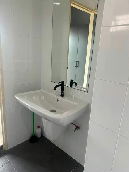 Tada Town Aura, Chon Buri (Pattaya), Nong - Kham, Si Racha, Chon Buri (Pattaya), 3 Bedrooms, 200 sqm, Single Detached House For Sale, by A House Property Co.,Ltd., 500448033 - DDproperty.com