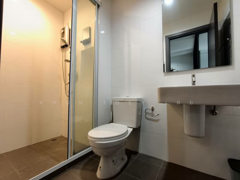 The Base Park East Sukhumvit 77, Bangkok, 99 Soi Pridi Banomyong 2, Phra Kanong Nua, Watthana, Bangkok, 1 Bedroom, 30 sqm, Condo For Rent, by Khun Toey เตย, 500448036 - DDproperty.com