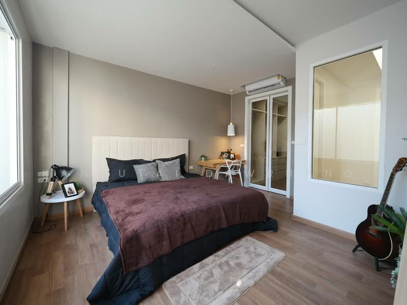 Townhome Sukhumvit 49, Bangkok, Khlong Tan Nua, Watthana, Bangkok, 3 Bedrooms, 225 sqm, Townhouse For Sale, by Kanrutai Dawruang, 500448052 - DDproperty.com