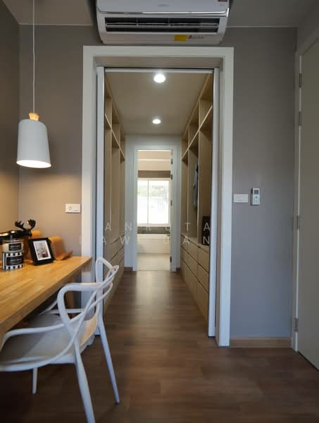 Townhome Sukhumvit 49, Bangkok, Khlong Tan Nua, Watthana, Bangkok, 3 Bedrooms, 225 sqm, Townhouse For Sale, by Kanrutai Dawruang, 500448052 - DDproperty.com