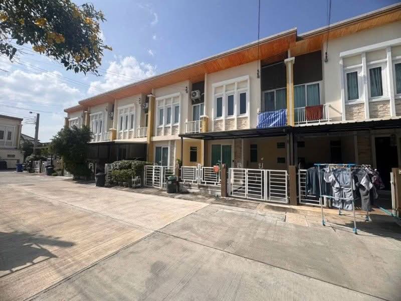 Golden Town Chaiyaphruek – Wongwean, Nonthaburi, Bang Kluai - Sai Noi Road, Sai Noi, Nonthaburi, 4 Bedrooms, 120 sqm, Townhouse For Sale, by คุณ ลดาวัลย์ ( แก้วตา ), 500448077 - DDproperty.com