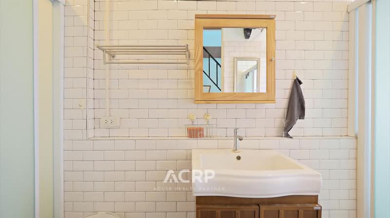 Townhouse for sale in Soi Phetkasem 25. Prime Location Near BTS & MRT. Rent 22,000 THB/mo, Bangkok, Pak Khlong Phasi Charoen, Phasi Charoen, Bangkok, , 190 sqm, Shophouse For Rent, by Acute Realty Partner Co.,Ltd., 500448081 - DDproperty.com