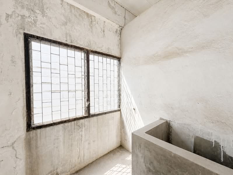 อาคารพาณิชย์ 3.5 ชั้น เอกชัย 72, Bangkok, ถนนเอกชัย, Bang Bon, Bangkok, , 640 sqm, Shophouse For Sale, by Laphasrada Suebthai, 500448093 - DDproperty.com