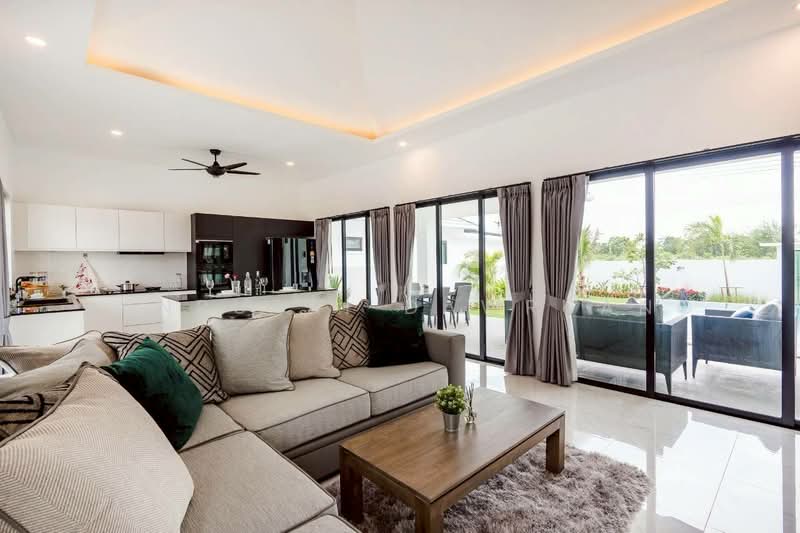 Botanica Hua Hin : โบทานิกา หัวหิน, ประจวบคีรีขันธ์, 542 Thap Tai, ทับใต้, หัวหิน, ประจวบคีรีขันธ์, 261 ตร.ม., วิลล่า ขาย, โดย Kanrutai Dawruang, 500448107 - DDproperty.com