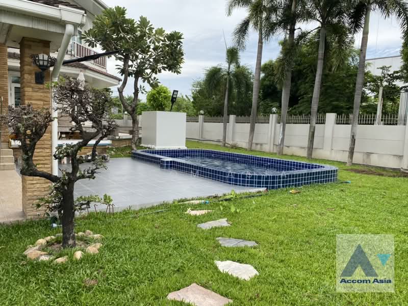 Classic House with Private Pool and Garden in Peaceful Sukhumvit Area (AA20243), Bangkok, Khlong Tan Nua, Watthana, Bangkok, 4 Bedrooms, 650 sqm, Single Detached House For Rent, by Accom Asia, 500448116 - DDproperty.com