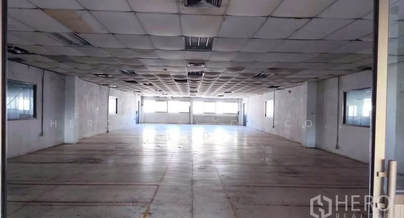 For Sale Factory 5,040 sqm in Lat Krabang Bangkok HRE00922, Bangkok, Lam Pla Tiew, Lat Krabang, Bangkok, , 5,040 sqm, Warehouse/Factory For Sale, by Hero Realtor Co., Ltd., 500448135 - DDproperty.com