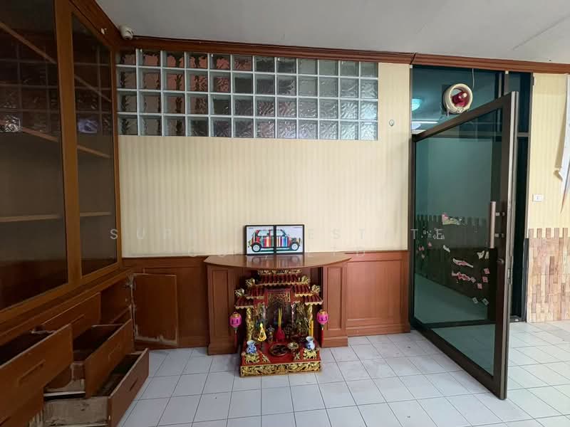 หมู่บ้านรุ่งเจริญ, Bangkok, สุขุมวิท101, Bang Chak, Phra Khanong, Bangkok, 3 Bedrooms, 150 sqm, Townhouse For Sale, by Super B Estate Co., Ltd, 500448146 - DDproperty.com