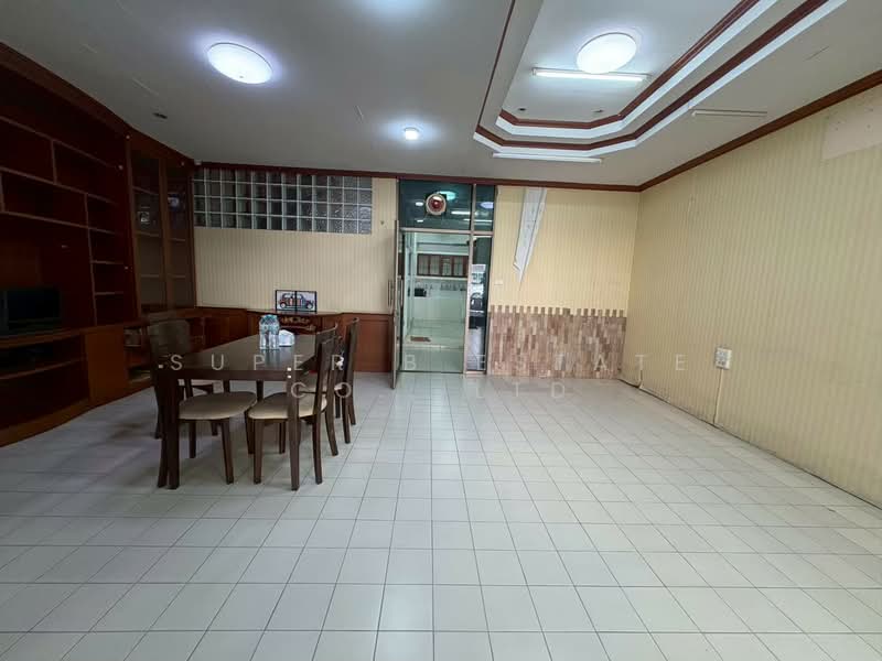 หมู่บ้านรุ่งเจริญ, กรุงเทพ, สุขุมวิท101, บางจาก, พระโขนง, กรุงเทพ, 150 ตร.ม., ทาวน์เฮ้าส์ ขาย, โดย Super B Estate Co., Ltd, 500448146 - DDproperty.com