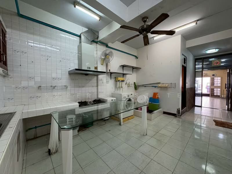หมู่บ้านรุ่งเจริญ, Bangkok, สุขุมวิท101, Bang Chak, Phra Khanong, Bangkok, 3 Bedrooms, 150 sqm, Townhouse For Sale, by Super B Estate Co., Ltd, 500448146 - DDproperty.com