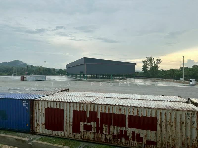 ที่ดินพร้อมโกดัง ติดนิคมปิ่นทอง, Chon Buri (Pattaya), Nong - Kham, Si Racha, Chon Buri (Pattaya), , 4,320 sqm, Warehouse/Factory For Sale, by A.T.A. Property, 500448174 - DDproperty.com