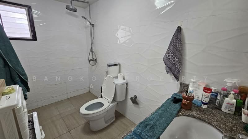 Regent on the Park 1, Bangkok, Soi Sukhumvit 26, Khong Tan, Khlong Toei, Bangkok, 3 Bedrooms, 250 sqm, Condo For Rent, by BANGKOK PROPERTY AGENTS, 500448179 - DDproperty.com