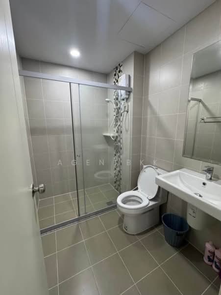 Supalai Veranda Phasi Charoen Station, Bangkok, Soi Phetkasem 56, Bang Wa, Phasi Charoen, Bangkok, 1 Bedroom, 45 sqm, Condo For Rent, by Agentbkk, 500448211 - DDproperty.com