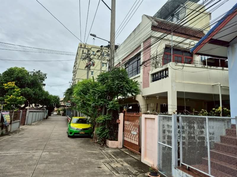 บ้านเดี่ยว 2 ชั้น 70 ตร.ว. บ้านเดี่ยว ซอยจรัญสนิทวงศ์12, กรุงเทพ, ถนนจรัญสนิทวงศ์, วัดท่าพระ, บางกอกใหญ่, กรุงเทพ, 280 ตร.ม., บ้านเดี่ยว ขาย, โดย คุณ วิภาวรรณ บุตรพา (หยก), 500448213 - DDproperty.com