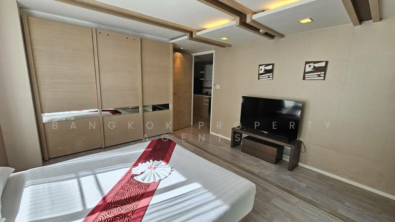 Shine@33 (formerly Triple Oaks), Bangkok, Khlong Tan Nua, Watthana, Bangkok, 2 Bedrooms, 116 sqm, Condo For Rent, by BANGKOK PROPERTY AGENTS, 500448217 - DDproperty.com