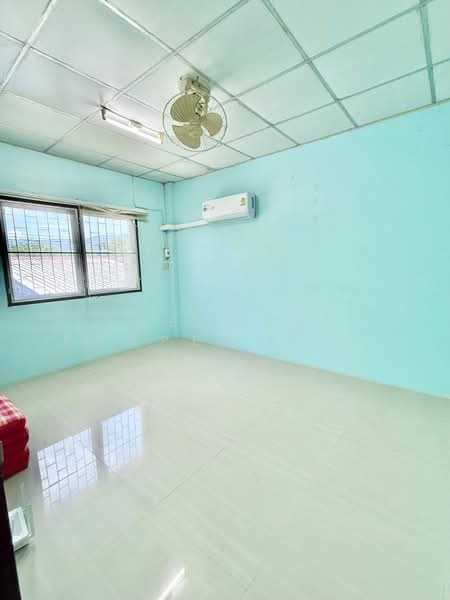 ทาวน์เฮ้าส์บ้านบึง ชลบุรี, Chon Buri (Pattaya), Ban Bung, Chon Buri (Pattaya), 3 Bedrooms, 150 sqm, Townhouse For Sale, by The Best Property ฟ้า, 500448224 - DDproperty.com