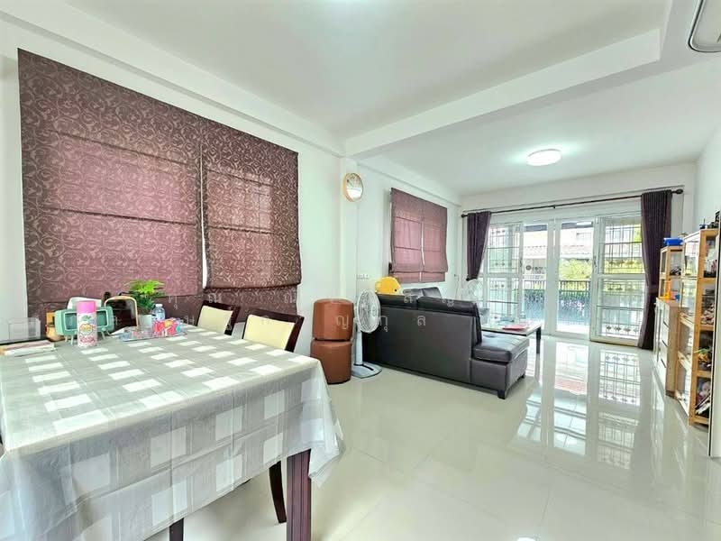 ศุภาลัยวิลล์ ลำลูกกา คลอง 3, Pathum Thani, ถนนชลมาร์คพิจารณ์, Lat Sawai, Lam Luk Ka, Pathum Thani, 3 Bedrooms, 160 sqm, Semi-Detached House (Twin House) For Sale, by คุณ ณัจภสิญาค์ ศุภควัษฐ์กาญกุล (ณิชชา), 500448254 - DDproperty.com
