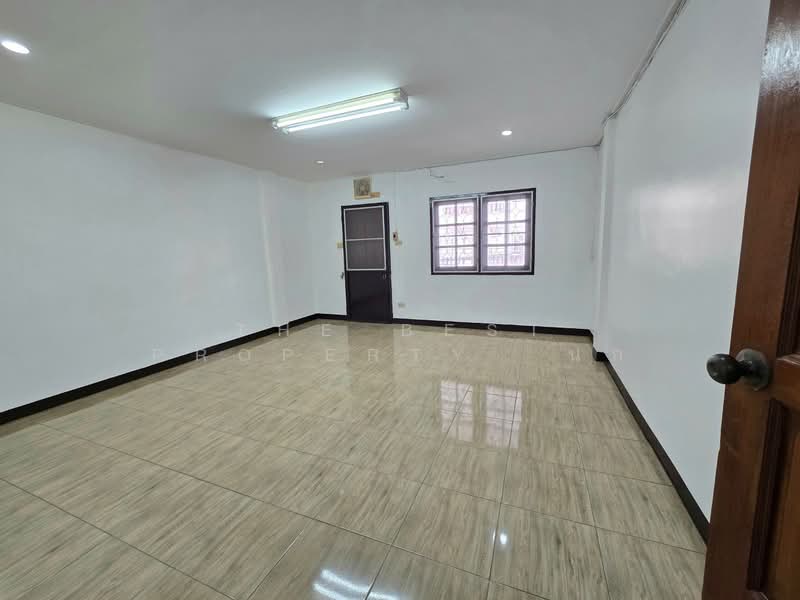 บ้านแก้ววิลล่า จรัญสนิทวงศ์, Bangkok, Bang Khun Sri, Bangkok Noi, Bangkok, 4 Bedrooms, 150 sqm, Townhouse For Sale, by The Best Property นก, 500448267 - DDproperty.com