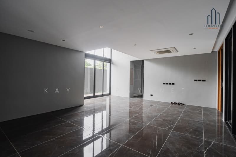 Bibury Village Srinakarin, Bangkok, 66 Soi Chaloem Phrakiat Rama 9, Nong Bon, Prawet, Bangkok, 5 Bedrooms, 710 sqm, Single Detached House For Sale, by Kay Tippayanet, 500448283 - DDproperty.com