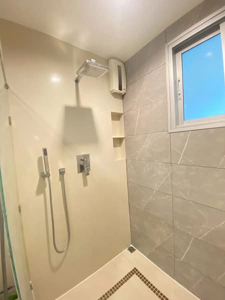 Rhythm Ratchada-Huaikwang, Bangkok, 218 Ratchadaphisek Road, Huai Khwang, Bangkok, 1 Bedroom, 36 sqm, Condo For Rent, by Areeya Kingwichit, 500448300 - DDproperty.com