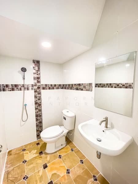 Lio Nov Wongwaen - Pinklao, Nonthaburi, Bang Mae Nang, Bang Yai, Nonthaburi, 3 Bedrooms, 102 sqm, Townhouse For Sale, by Apaporn Muanthorani, 500448302 - DDproperty.com