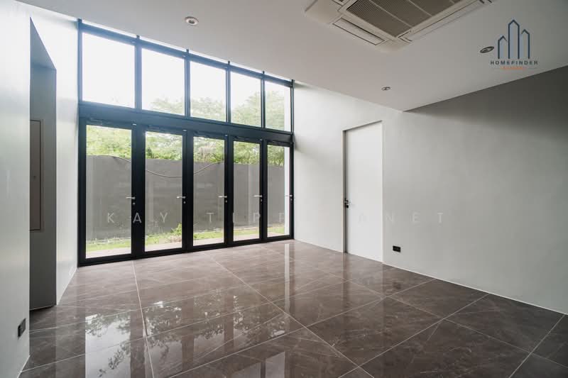 Bibury Village Srinakarin, Bangkok, 66 Soi Chaloem Phrakiat Rama 9, Nong Bon, Prawet, Bangkok, 4 Bedrooms, 601 sqm, Single Detached House For Sale, by Kay Tippayanet, 500448313 - DDproperty.com