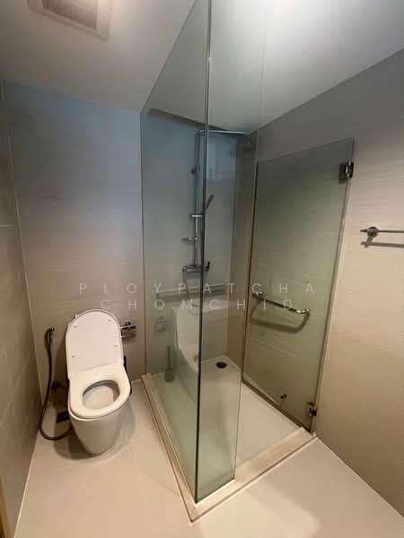 Siri At Sukhumvit, Bangkok, 902 Sukhumvit Road, Phra Kanong, Khlong Toei, Bangkok, 1 Bedroom, 52 sqm, Condo For Rent, by Ploypatcha Chomchid, 500448351 - DDproperty.com