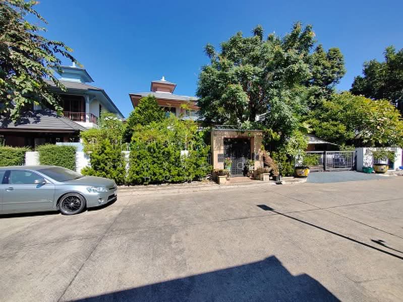 Narasiri Pattanakarn-Srinakarin, Bangkok, 878 Soi Srinakarin 20, Khlong Chan, Bang Kapi, Bangkok, 4 Bedrooms, 445 sqm, Single Detached House For Rent, by Ploypatcha Chomchid, 500448360 - DDproperty.com