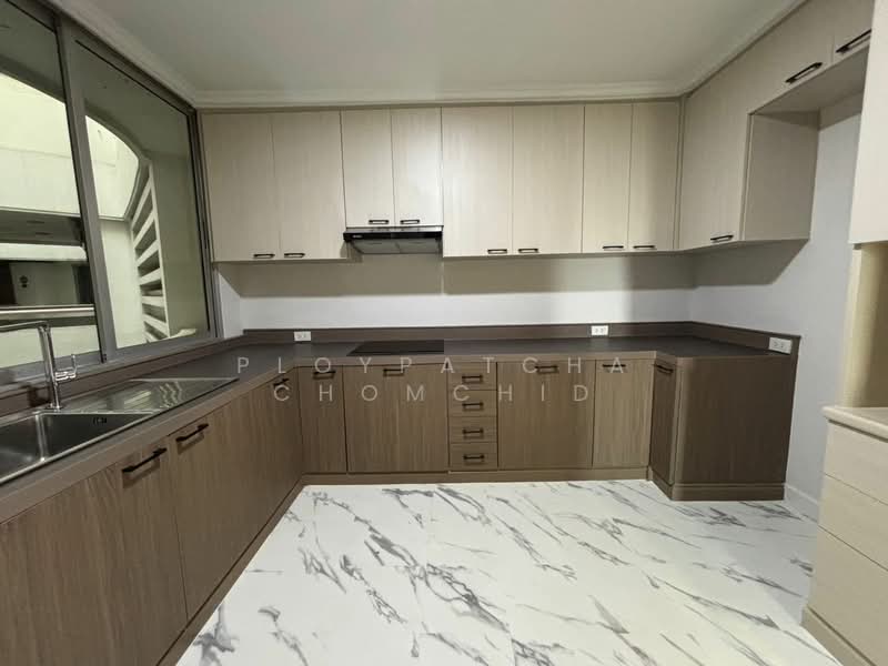 Bangkok River Marina, Bangkok, 266 Charan Sanitwong Rd., Bang Phlat, Bangkok, 3 Bedrooms, 185 sqm, Condo For Rent, by Ploypatcha Chomchid, 500448373 - DDproperty.com
