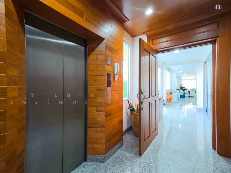 ขายอาคารสำนักงาน แจ้งวัฒนะ 12 หลักสี่ 46 ล้าน 4 ชั้น มีลิฟต์, Bangkok, Thung Song Hong, Lak Si, Bangkok, 1 Bedroom, 1,094 sqm, Townhouse For Sale, by ขายอาคารสำนักงาน แจ้งวัฒนะ 12 หลักสี่ 46 ล้าน 4 ชั้น มีลิฟต์, 500448387 - DDproperty.com